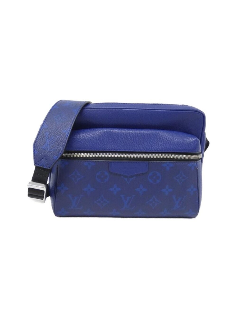 Louis Vuitton Taiga Llama Outdoor Messenger PM M Shoulder Bag